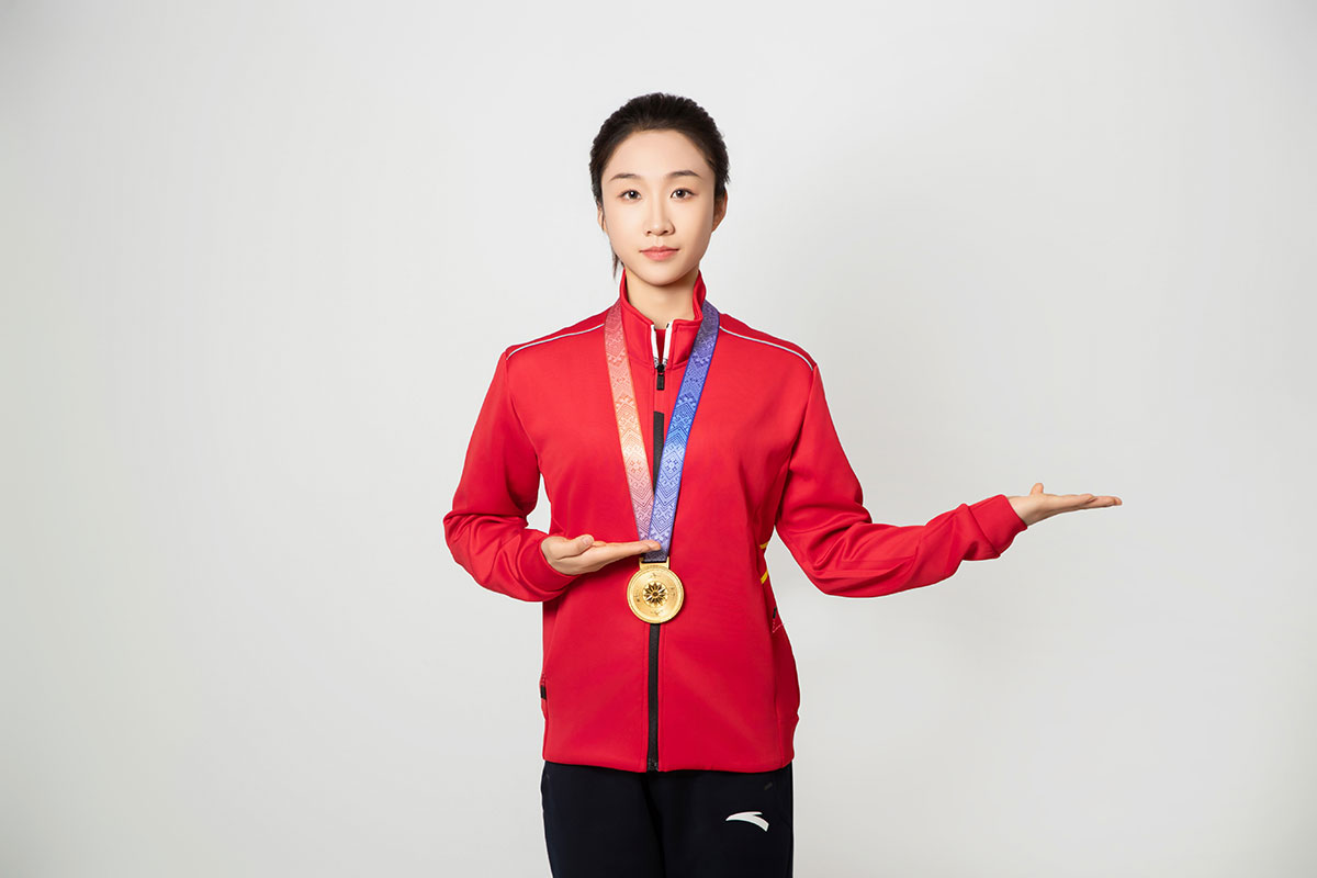 健美操世界冠军——冯雷